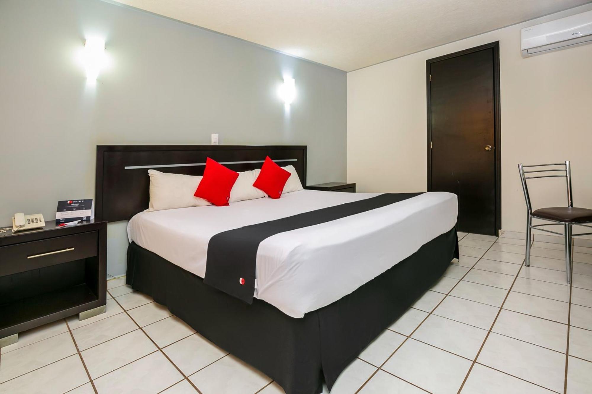 Capital O Hotel Victoria Morelia Luaran gambar