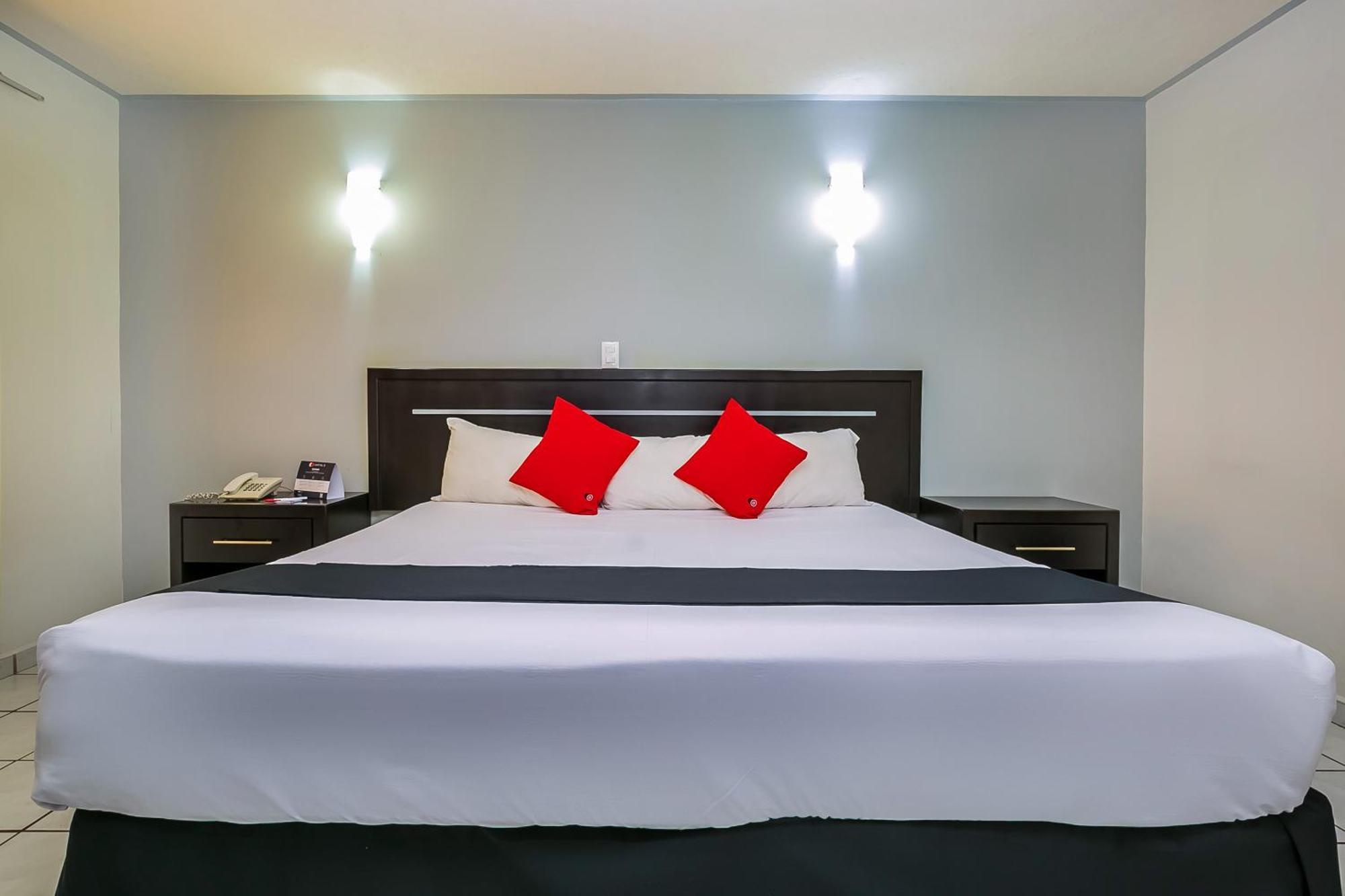 Capital O Hotel Victoria Morelia Luaran gambar