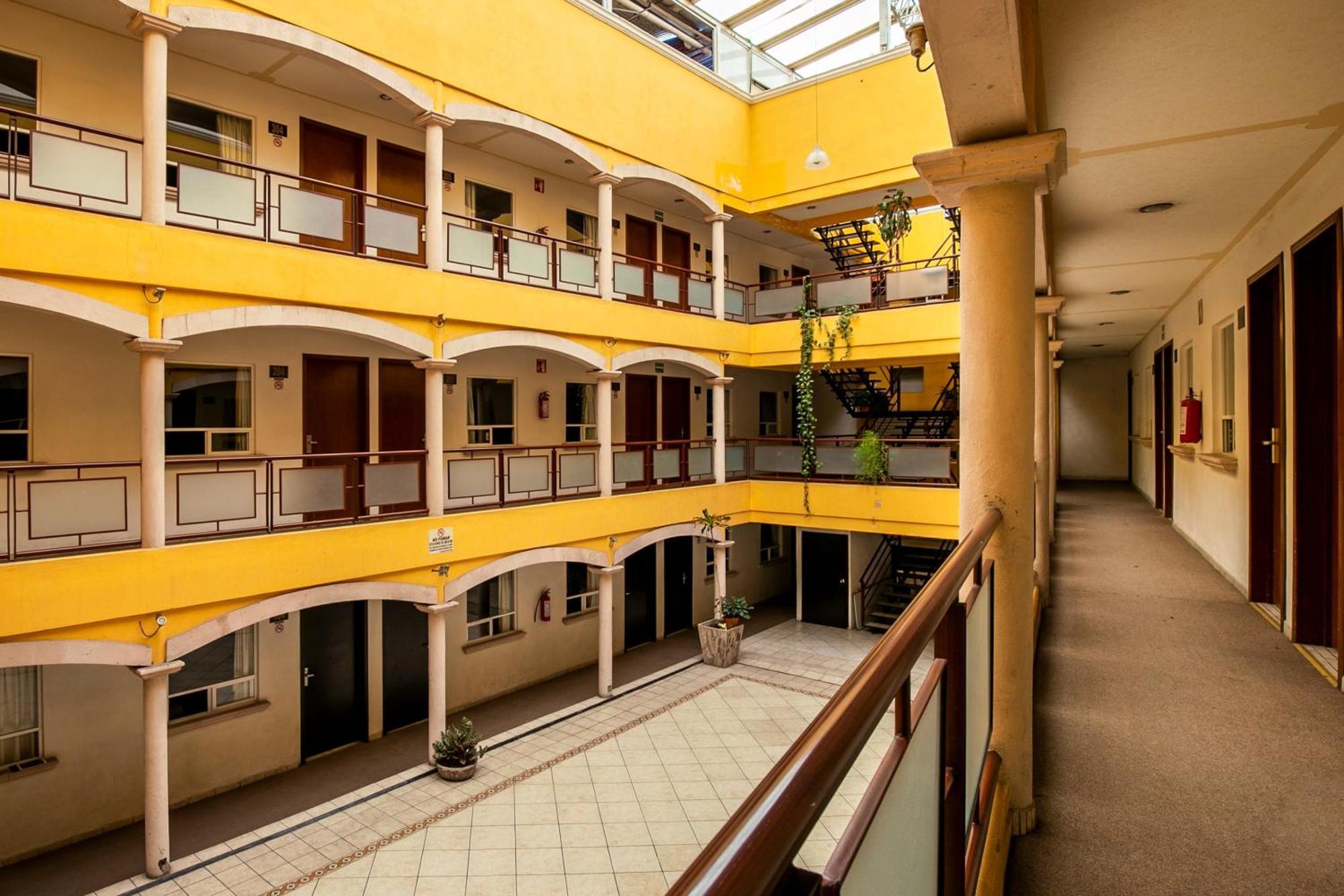 Capital O Hotel Victoria Morelia Luaran gambar
